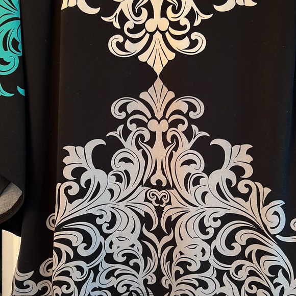 ALFANI OX  PAISLEY ZIP BACK NECK TOP - Picture 5 of 8